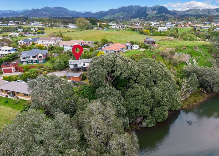  at 35 Pohutukawa Drive, Athenree, Waihi Beach