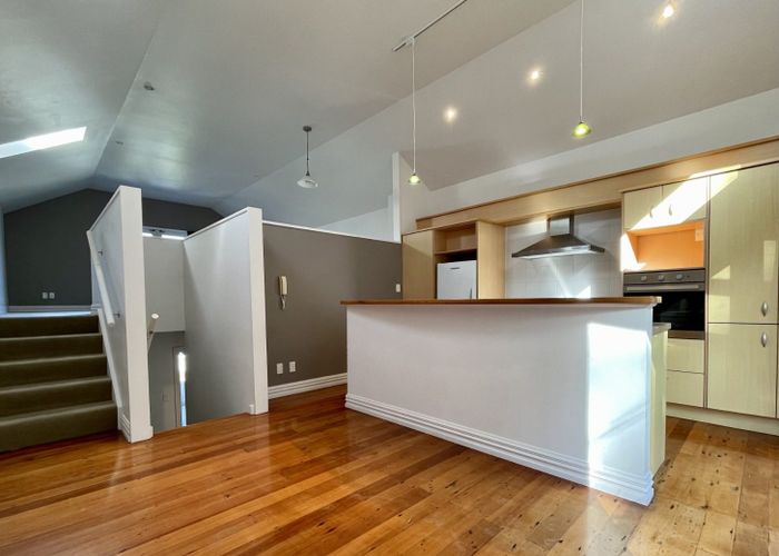  at 153E Grant Rd, Thorndon, Wellington, Wellington