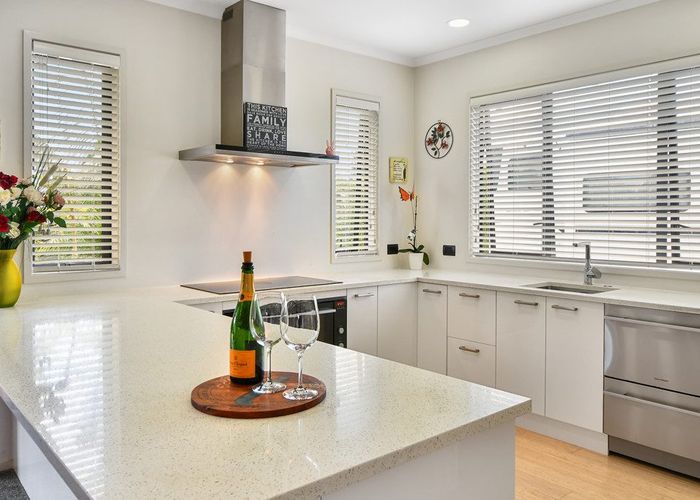  at 27 Searle Drive, Patumahoe, Franklin, Auckland