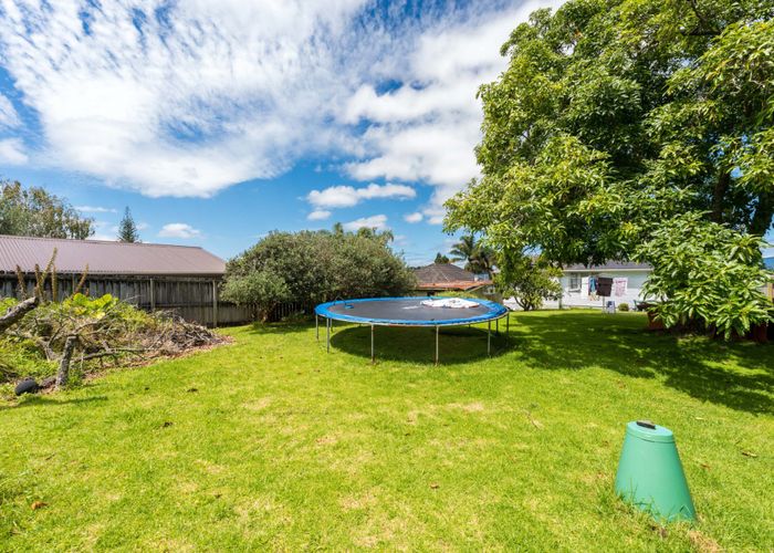  at 13 Waione Avenue, Te Atatu Peninsula, Waitakere City, Auckland