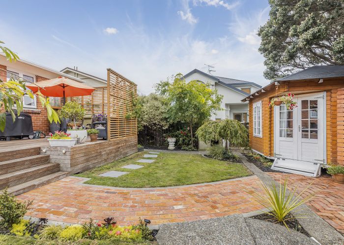  at 39 Puriri Street, Miramar, Wellington