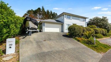  at 39 Bella Vista Drive, Gulf Harbour, Whangaparaoa