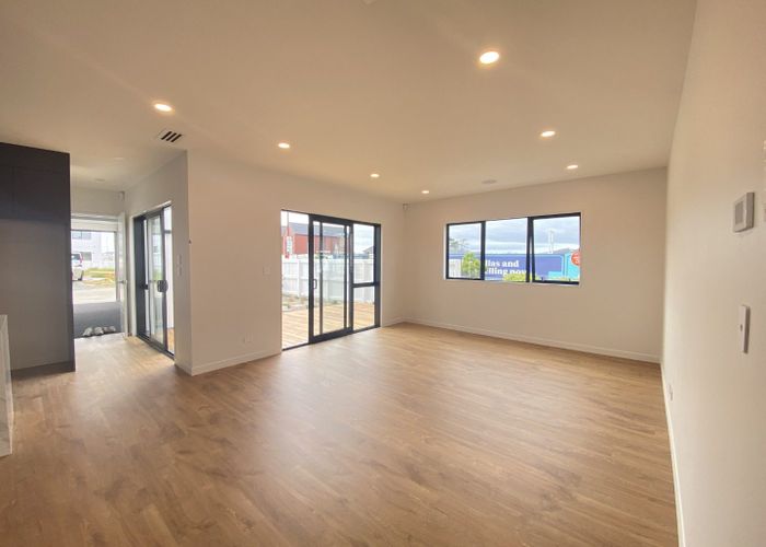  at 1 Pukeko Road, Hobsonville, Waitakere City, Auckland