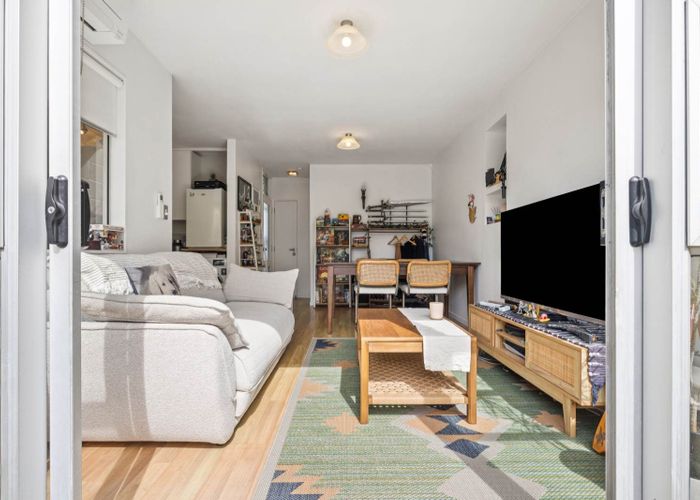  at 1/116 Wellington Street, Freemans Bay, Auckland City, Auckland