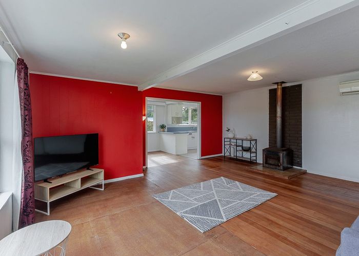  at 12 Kiwi Road, Raumati Beach, Kapiti Coast, Wellington