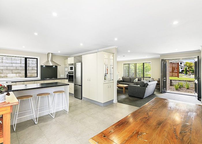  at 15 Kirton Drive, Riverstone Terraces, Upper Hutt