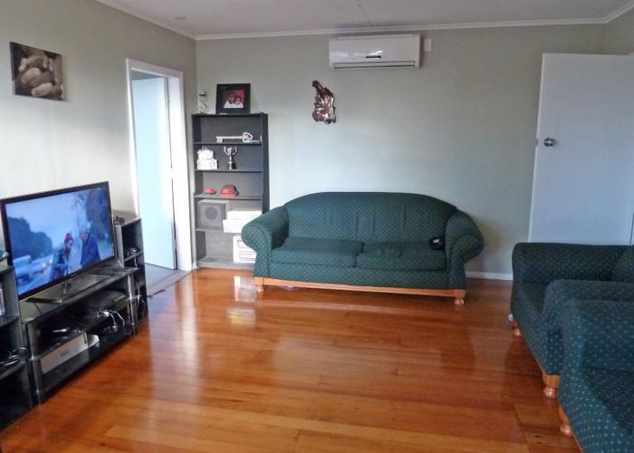  at 3 Esk Street, Roslyn, Palmerston North
