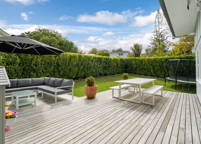  at 3 Philip Place, Hillcrest, North Shore City, Auckland