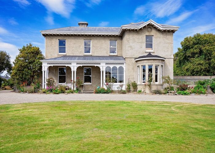  at 102 Albert Street, Gladstone, Invercargill