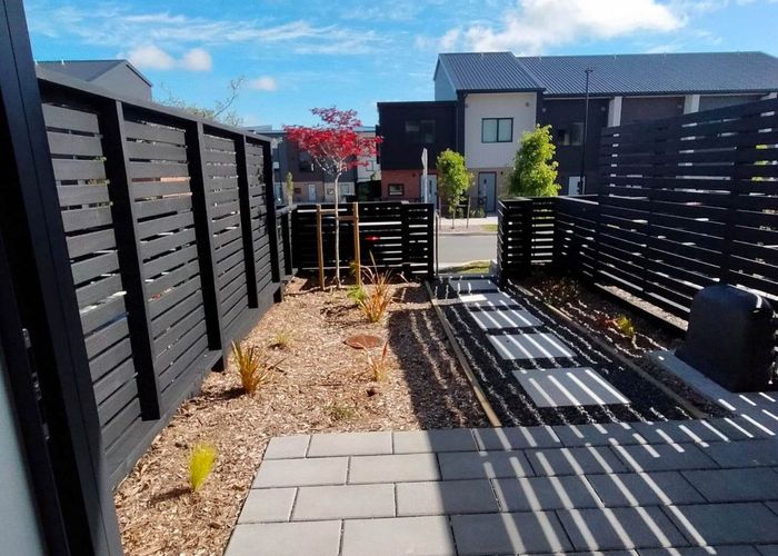 at 17 Selo Street, Glen Eden, Waitakere City, Auckland