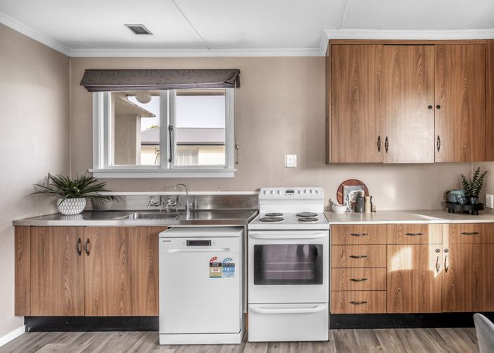  at 6 Nevis Crescent, Grasmere, Invercargill