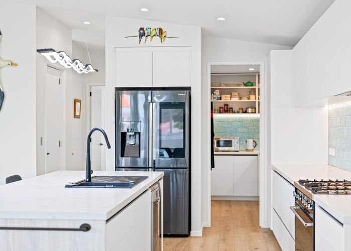  at 81 Wainui Avenue, Point Chevalier, Auckland City, Auckland