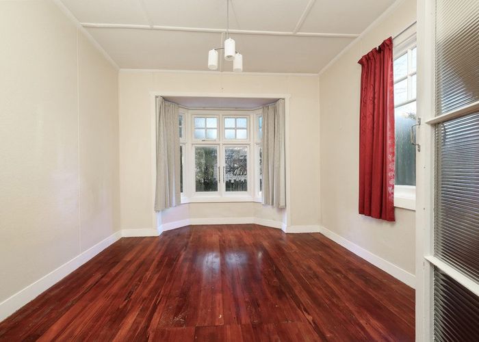  at 10 Newport, Belleknowes, Dunedin, Otago