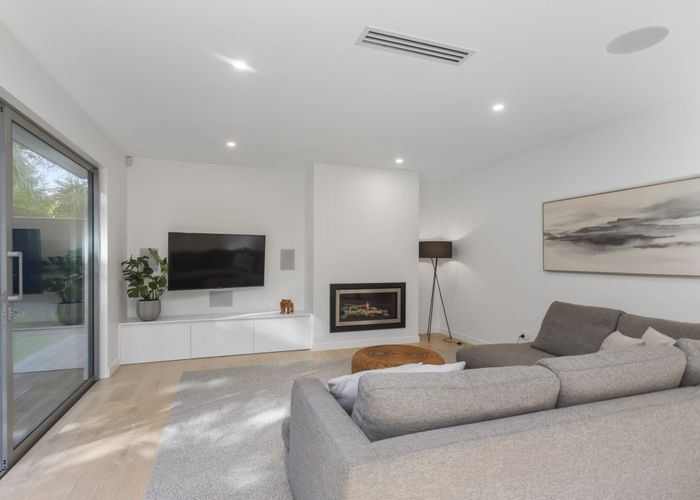  at 43A Hillcrest Avenue, Hillcrest, Auckland