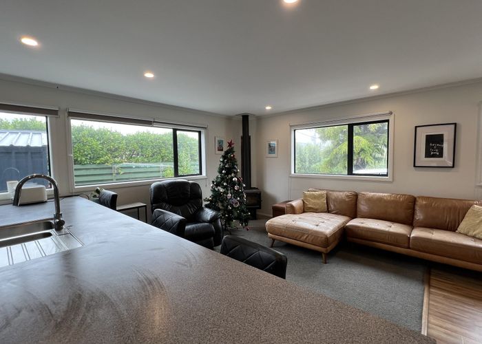  at 52 Poto Road, Normandale, Lower Hutt