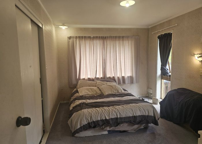  at 93 Opaheke Rd, Papakura, Papakura, Auckland