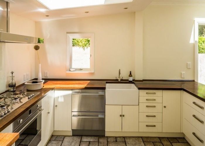  at 150 Motuhara Road, Plimmerton, Porirua, Wellington