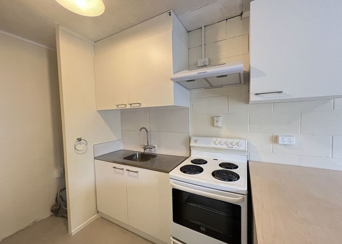  at 11/4 Wynyard Road, Mount Eden, Auckland