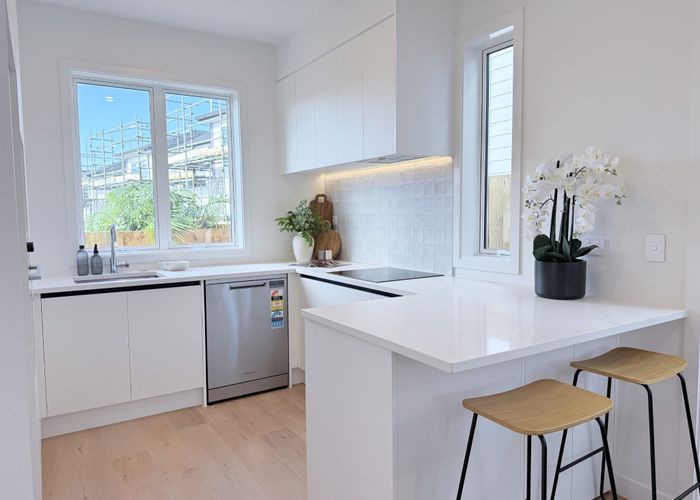  at 4B Towra Place, Botany Downs, Manukau City, Auckland