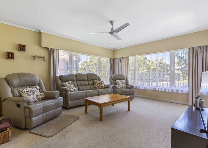  at 27 Whitmore Road, Mount Roskill, Auckland City, Auckland