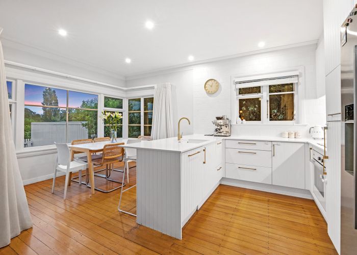  at 50 Centaurus Road, Cashmere, Christchurch City, Canterbury