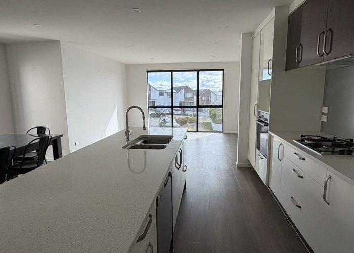  at 46 Seafarer Crescent, Stanmore Bay, Whangaparaoa
