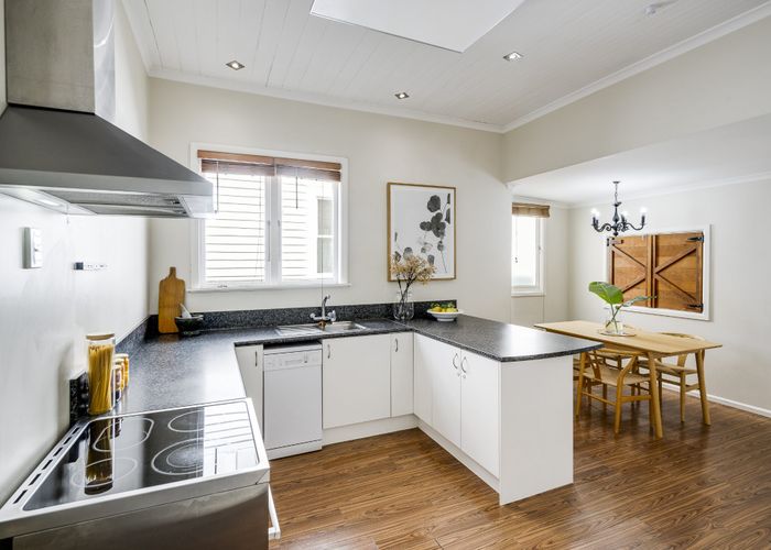  at 98 Vigor Brown Street, Napier South, Napier
