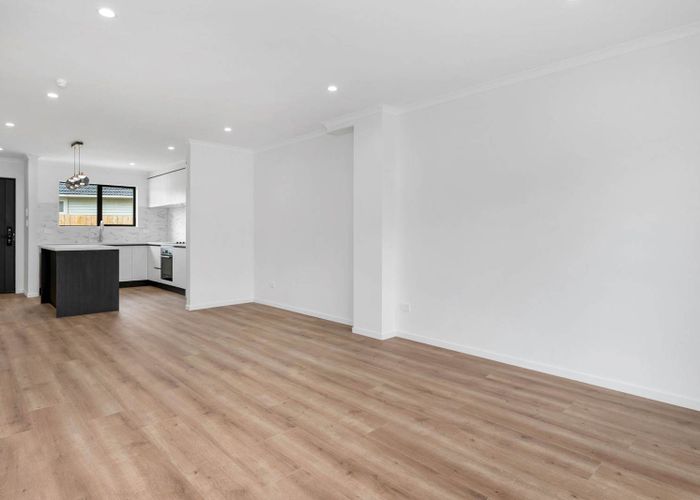  at 658B Te Atatu Road, Te Atatu Peninsula, Waitakere City, Auckland