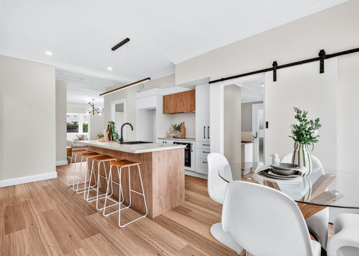  at 9 Marshall Street, Fairfield, Hamilton