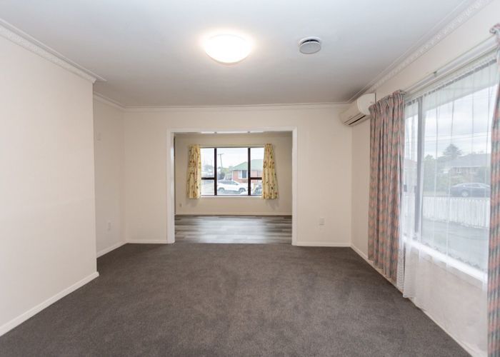  at 6 Greenhurst Street, Sockburn, Christchurch