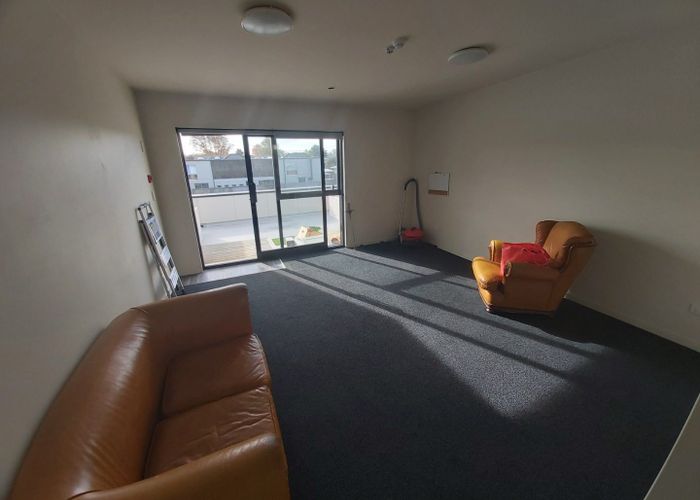  at 1/82 Riccarton Road, Riccarton, Christchurch City, Canterbury