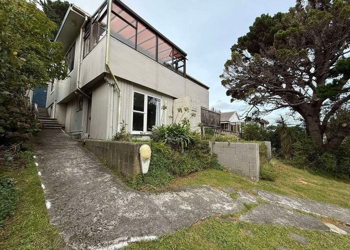  at 132 Parkvale Road, Karori, Wellington, Wellington