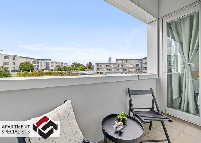  at 130 Anzac Street, Takapuna, North Shore City, Auckland