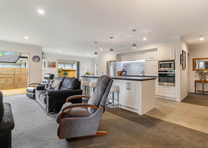  at 5 Laurie Street, Red Beach, Rodney, Auckland