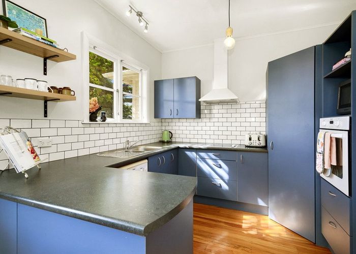  at 19 Naenae Road, Naenae, Lower Hutt, Wellington
