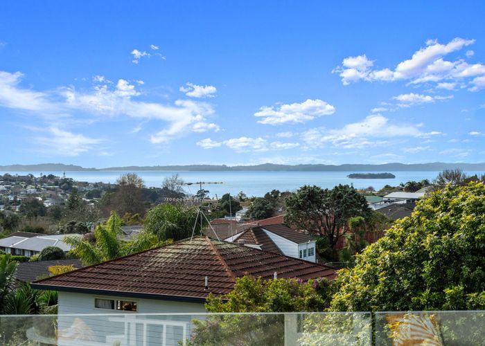 at 90 Sandspit Road, Shelly Park, Manukau City, Auckland