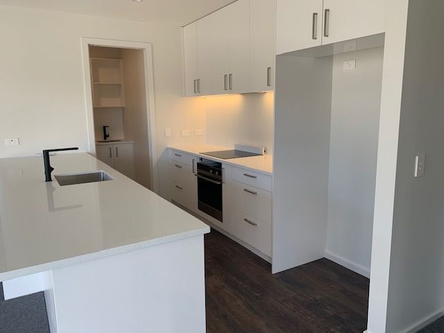  at 8 Drovers Way, Frimley, Hastings