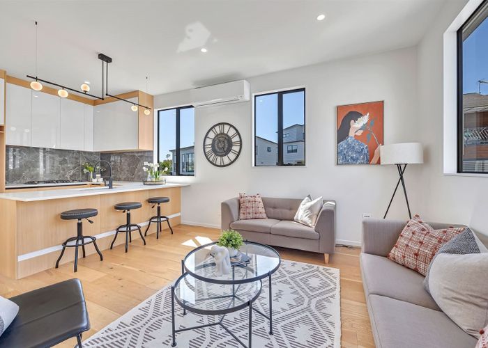  at 419A East Coast Road, Mairangi Bay, Auckland