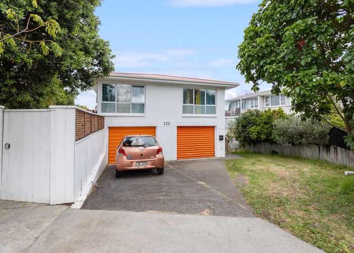  at 2/335 St Johns Road, Meadowbank, Auckland