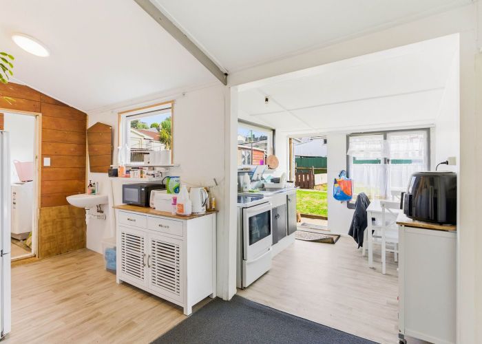  at 62 Thorn Street, Caversham, Dunedin, Otago