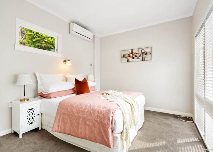  at 1/135 Exmouth Road, Northcote, North Shore City, Auckland