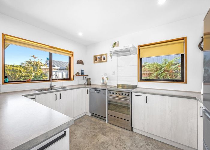  at 10 Pony Lane, Spreydon, Christchurch City, Canterbury