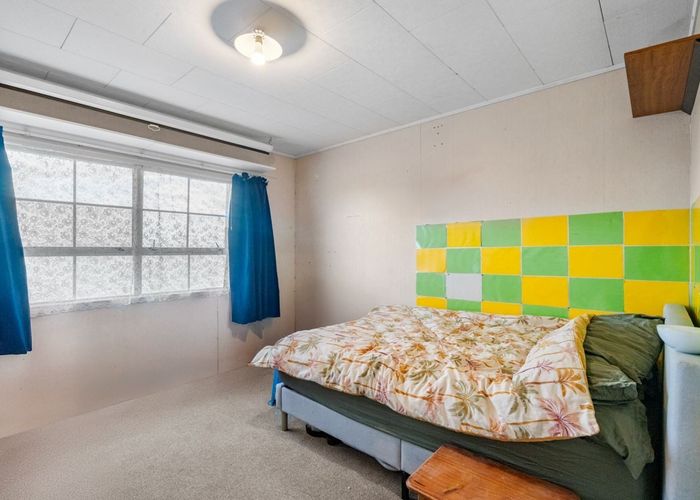  at 6 Glenmary Place, Papatoetoe, Manukau City, Auckland