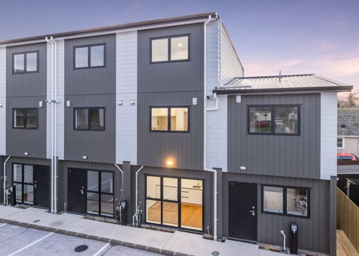  at 3/717 Sandringham Road Extension, Mount Roskill, Auckland City, Auckland