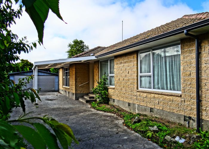 Free property data for 8 Davidson Crescent, Hornby, Christchurch