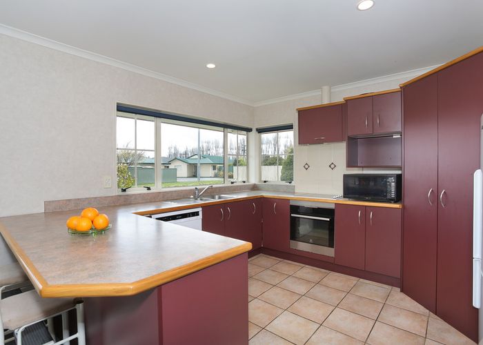  at 5 Parnell Heights Drive, Kelvin Grove, Palmerston North