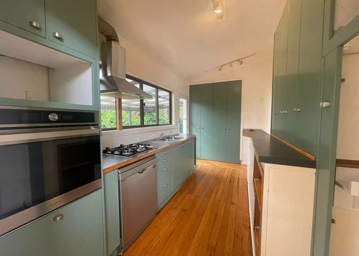 at 62 Sylvan Crescent, Te Atatu South, Waitakere City, Auckland