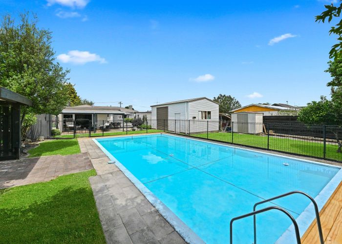  at 9 Coldwell Place, Chartwell, Hamilton