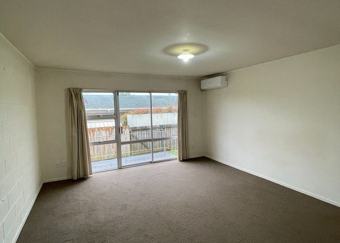  at 2/13 Copley Street, New Lynn, Waitakere City, Auckland