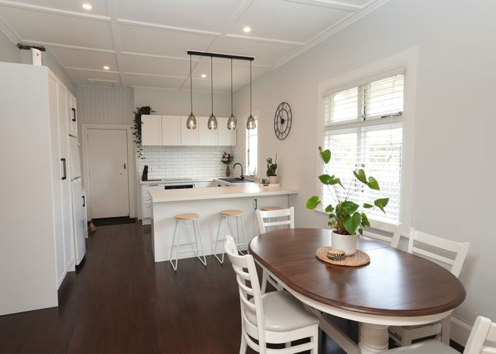  at 112 Albert St, Terrace End, Palmerston North, Manawatu / Whanganui